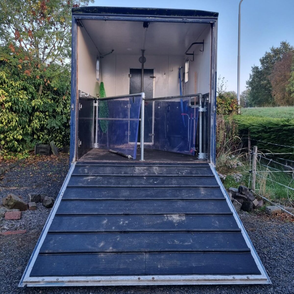 Paardentrailer oploopmat